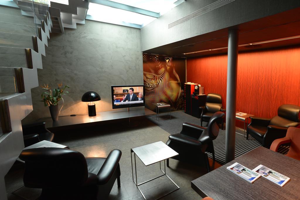 Hotel Soho Barcellona Esterno foto